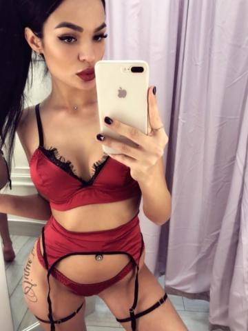 Моника фото 2